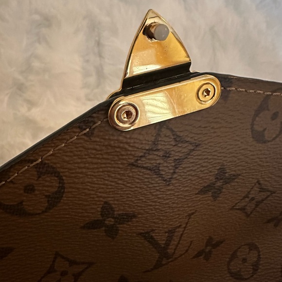 Authentic Louis Vuitton Pochette Métis - Reverse Monogram - Picture 13 of 16